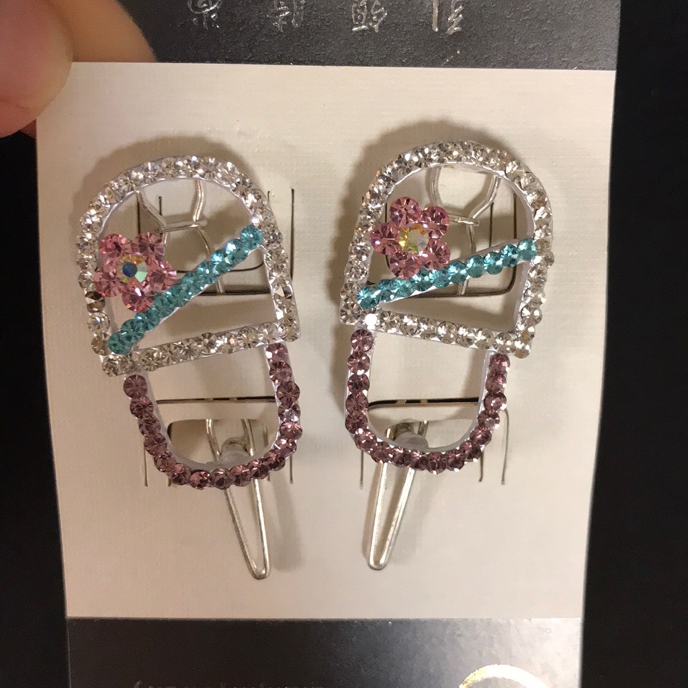 Crystal hair clips